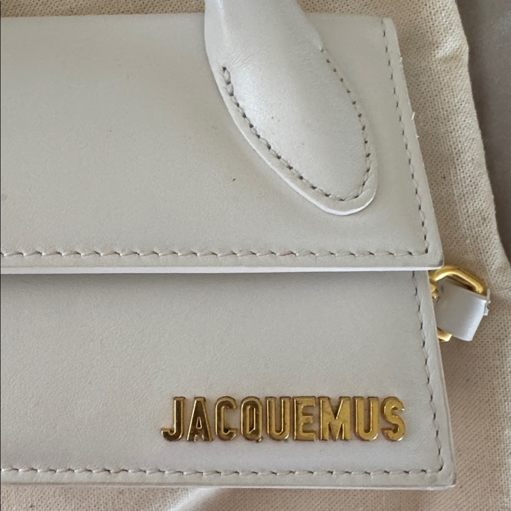 Jacquemus White Mini Bag with Gold Logo - Picture 8 of 8